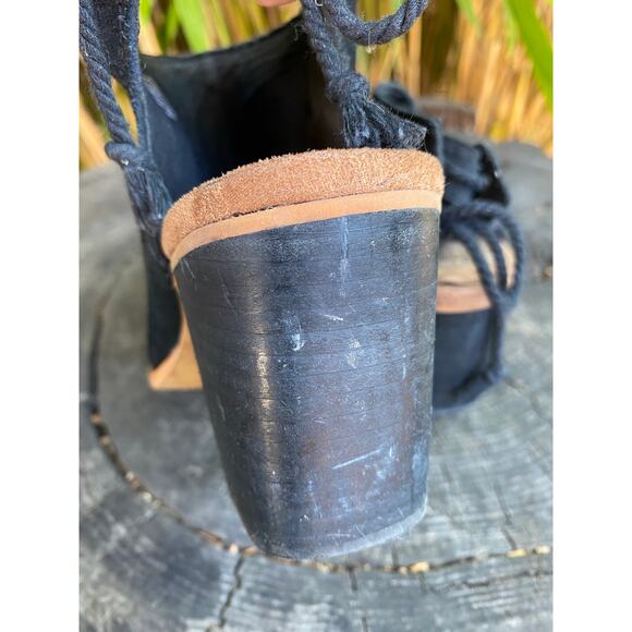 TOMS Ellia Women's 7 Black Suede Leather Peep Toe Bootie Block Heel Sandals - Picture 4 of 11